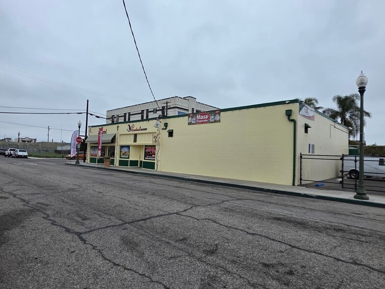 More Photos Of 600 Meta St, Oxnard Freestanding For Sale