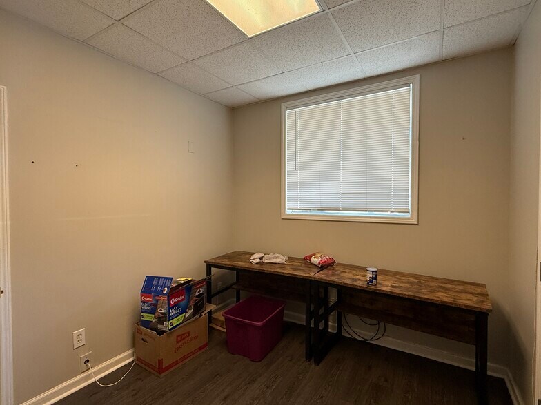 More Photos Of 118 S Main St, Greensboro Restaurant For Sale