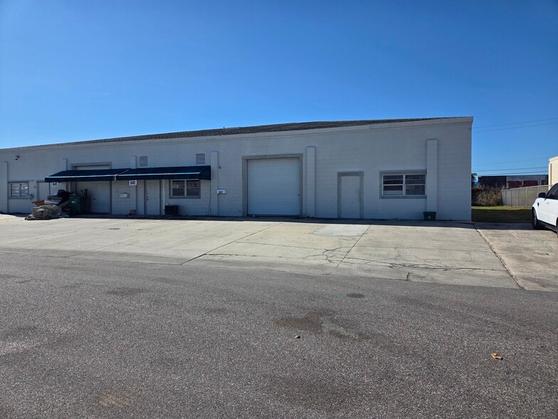 More Photos Of 635 Fern Dr, Merritt Island Warehouse For Lease