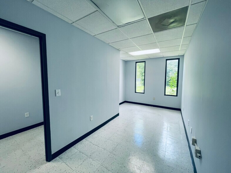 More Photos Of 3283 Frog Level Rd, Greenville Warehouse For Sale