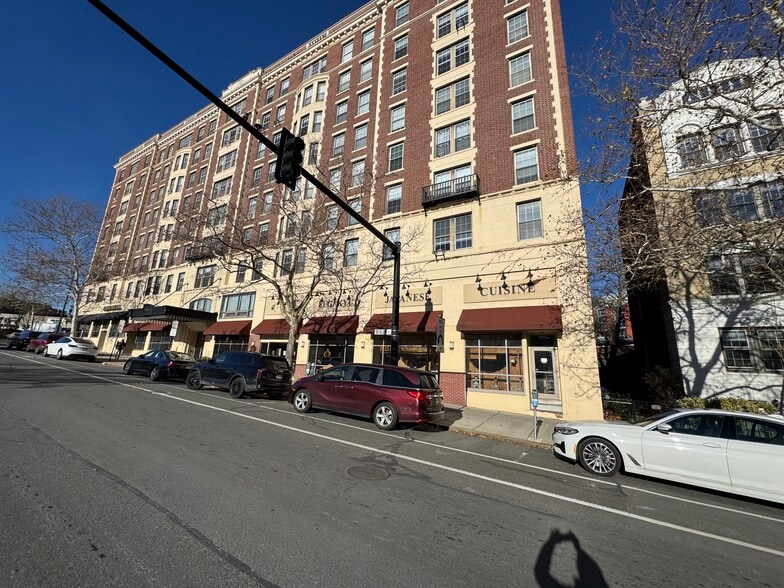 More Photos Of 1284 Beacon St, Brookline Apartments For Lease