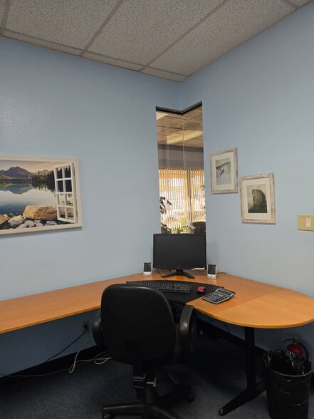 More Photos Of 15540 Rockfield Blvd, Irvine Research And Development For Lease