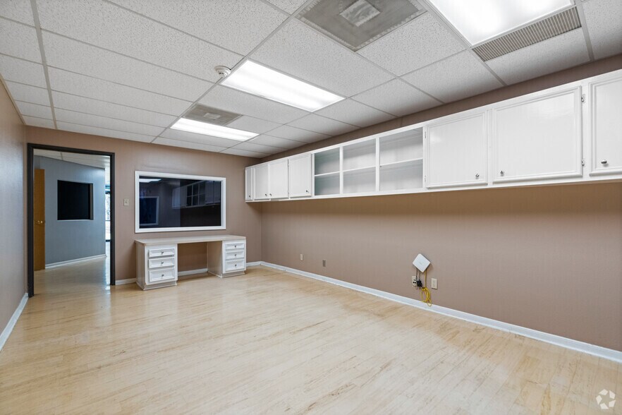 More Photos Of 17810 Spring Creek Forest Dr, Spring Schools For Lease