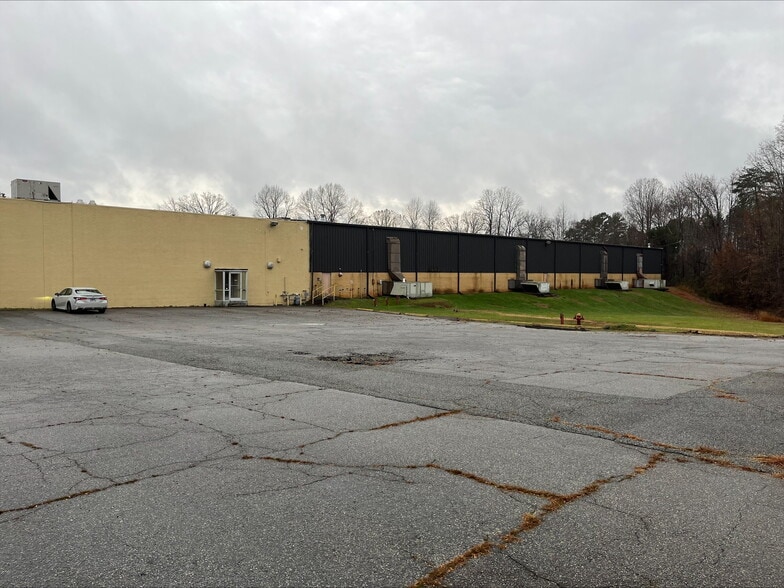 Primary Photo Of 303 Albemarle St, Lexington Manufacturing For Lease