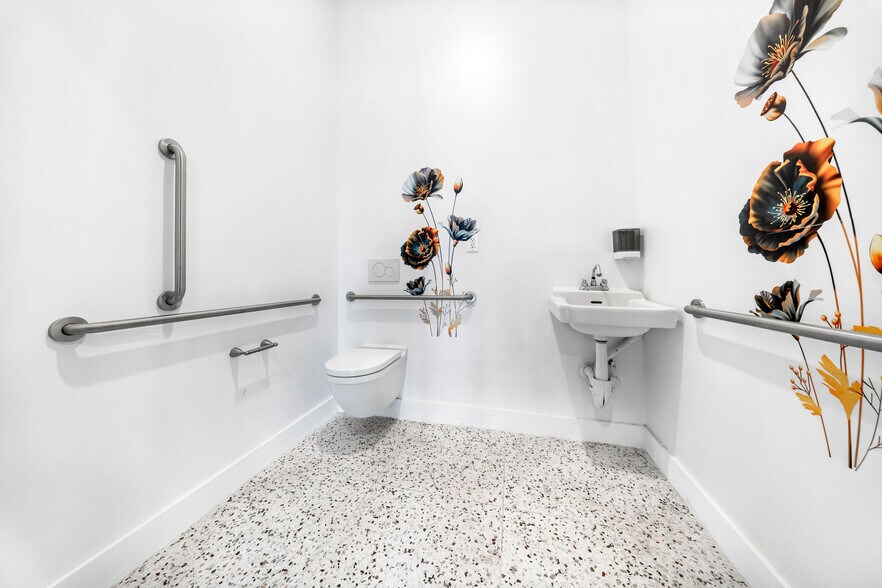 More Photos Of 37-29 32nd St, Long Island City Apartments For Lease