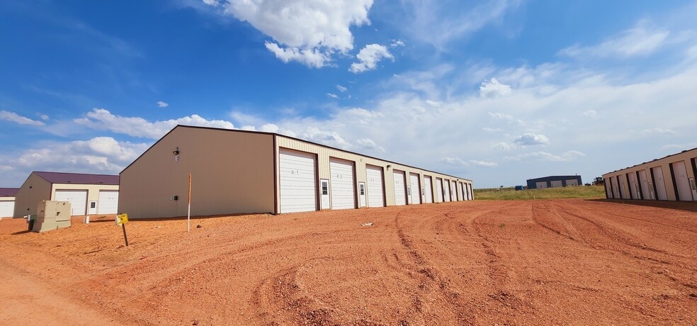 More Photos Of 2052 NW 125th Ave, Watford City Self Storage For Sale