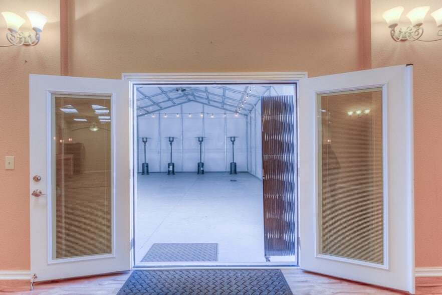 More Photos Of 1109 E Memphis St, Broken Arrow Religious Facility For Sale