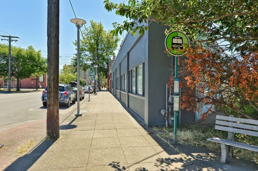 More Photos Of 227 Prospect St, Bellingham Storefront For Lease