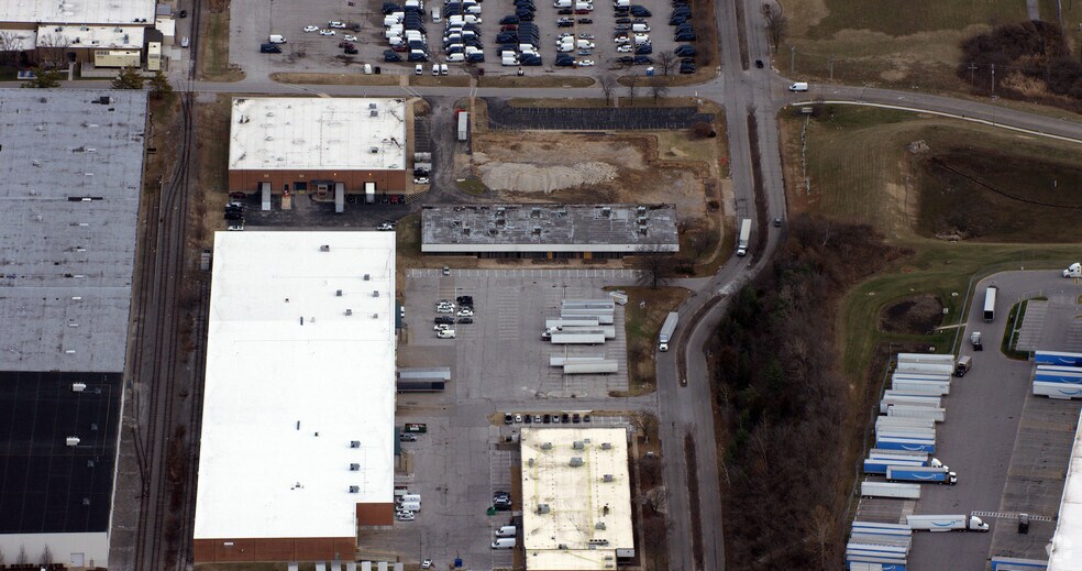 More Photos Of 5651 Phantom Dr, Hazelwood Truck Terminal For Sale