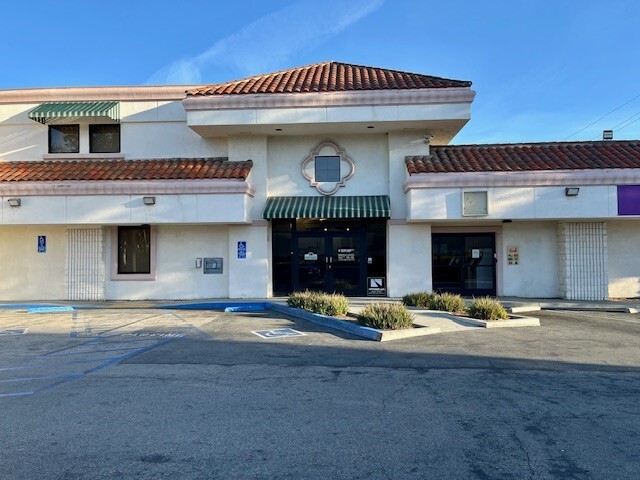 Primary Photo Of 856 N Ross St, Santa Ana Medical For Sale