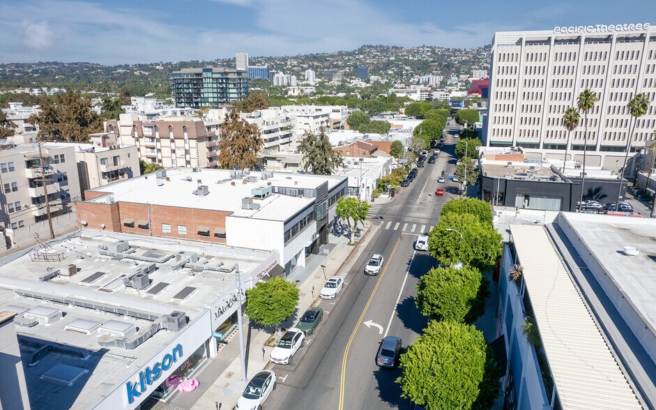 More Photos Of 101-109 S Robertson Blvd, Los Angeles Loft Creative Space For Lease