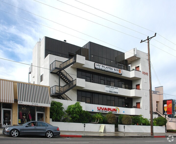 More Photos Of 8242 W 3rd St, Los Angeles Office For Lease