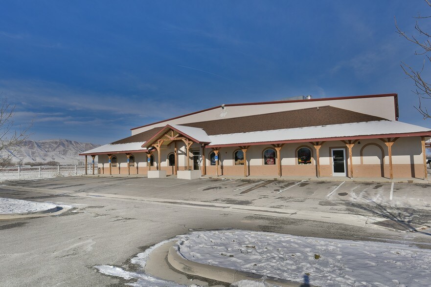 More Photos Of 122 W 900 N, Payson Bowling Alley For Sale