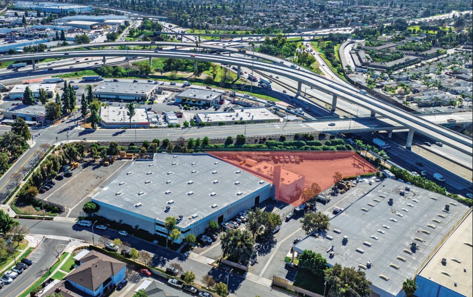 More Photos Of 2550 E Miraloma Way, Anaheim Office For Lease
