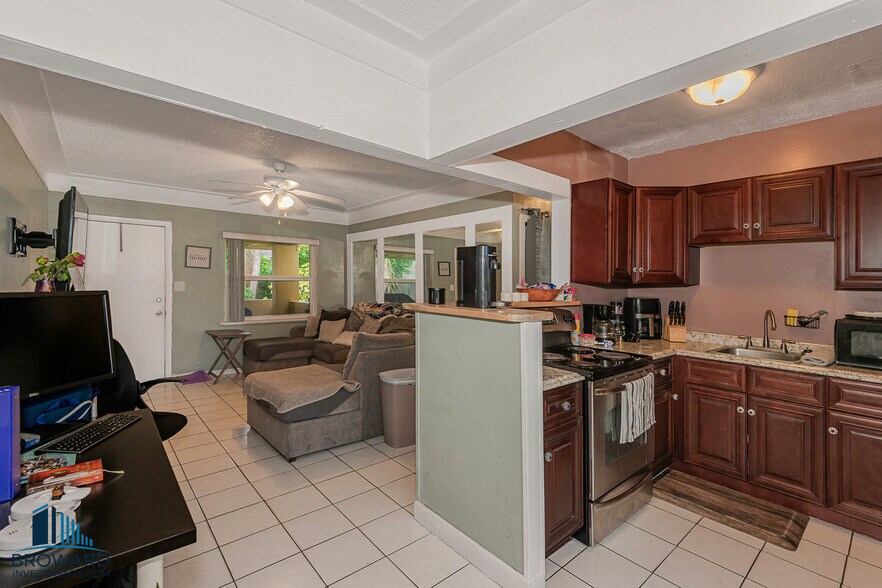 More Photos Of 255 SW 15th St, Dania Beach Apartments For Sale