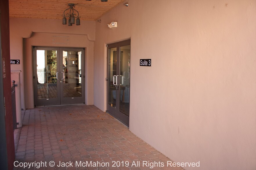 More Photos Of 390 N State Route 89A, Sedona Storefront For Lease