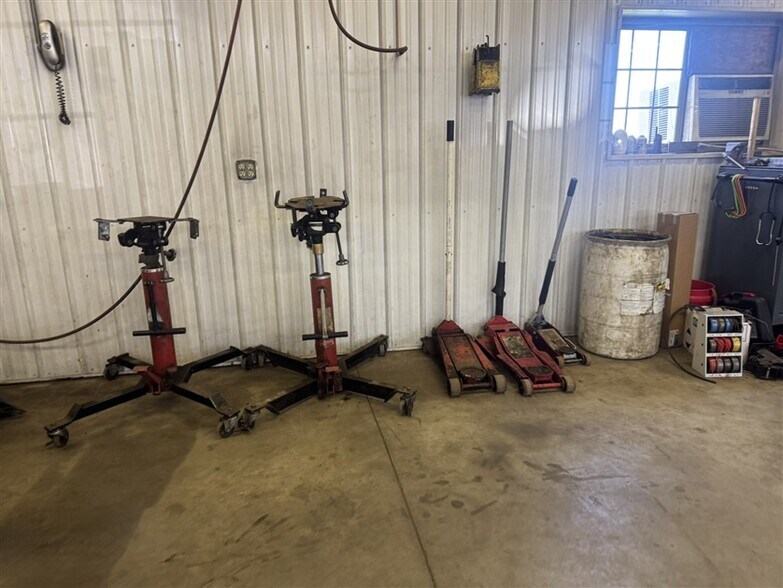 More Photos Of 8062 US Route 127, Greenville Flex For Sale