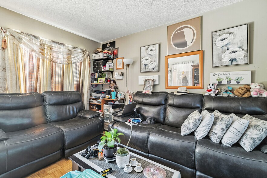 More Photos Of 716 Echandia St, Los Angeles Apartments For Sale