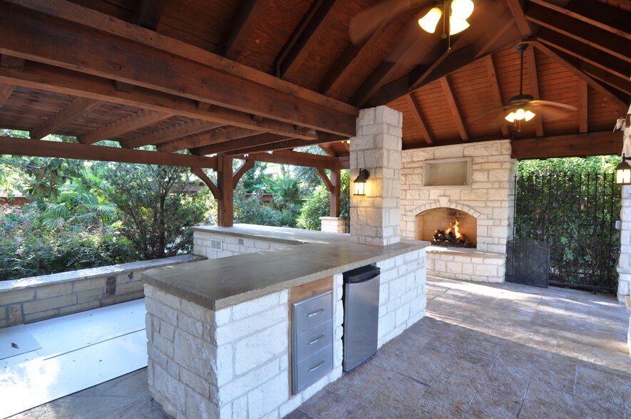 More Photos Of 8849 Carroll Cir, Frisco Freestanding For Lease