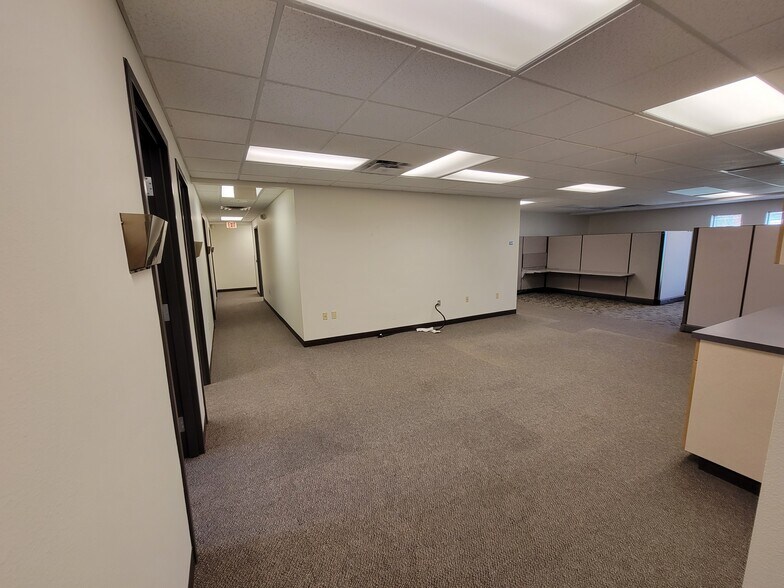 More Photos Of 4205 State St, Bismarck Medical For Sale