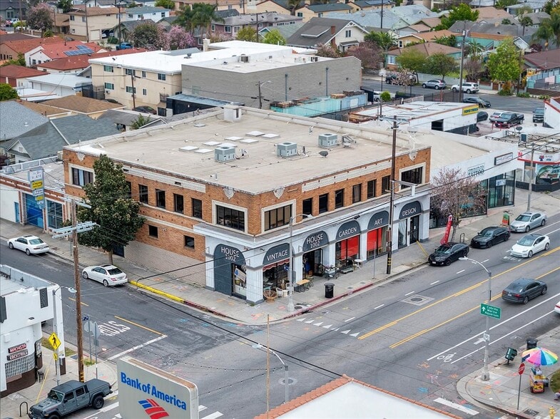More Photos Of 1002-1008 S Pacific Ave, San Pedro Storefront Retail Office For Lease