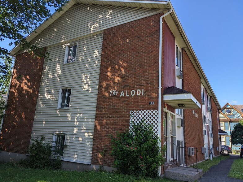 More Photos Of 1019 James St, Syracuse Apartments For Sale