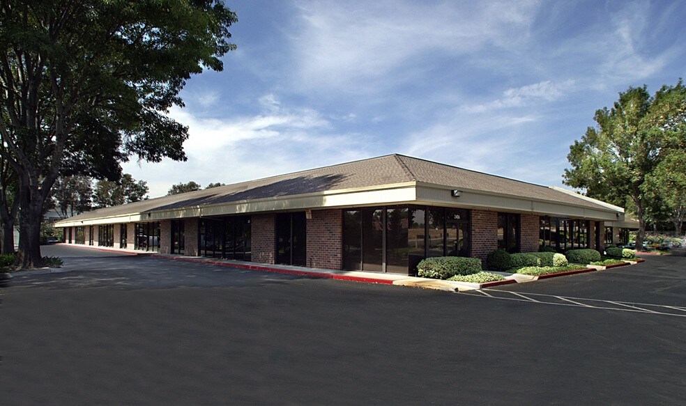 More Photos Of 2410 Armstrong St, Livermore Light Distribution For Lease