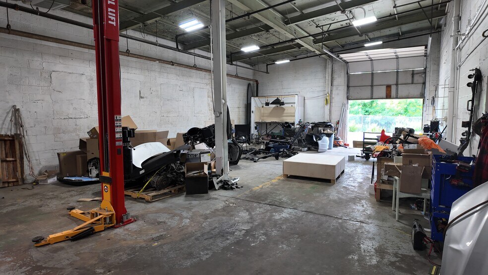 More Photos Of 3 Cass St, Keyport Warehouse For Lease