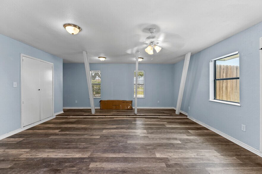 More Photos Of 20500 Keilman Ln, Pflugerville Loft Creative Space For Lease