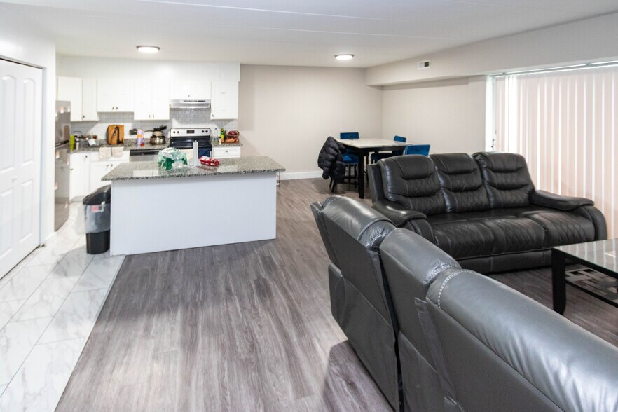 More Photos Of 3809 Clarks Ln, Baltimore Apartments For Sale