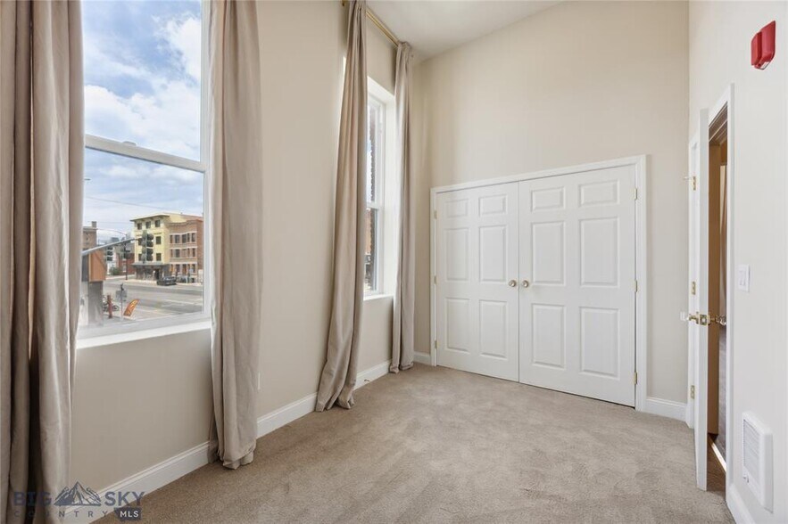 More Photos Of 140 W Park St, Butte Apartments For Sale