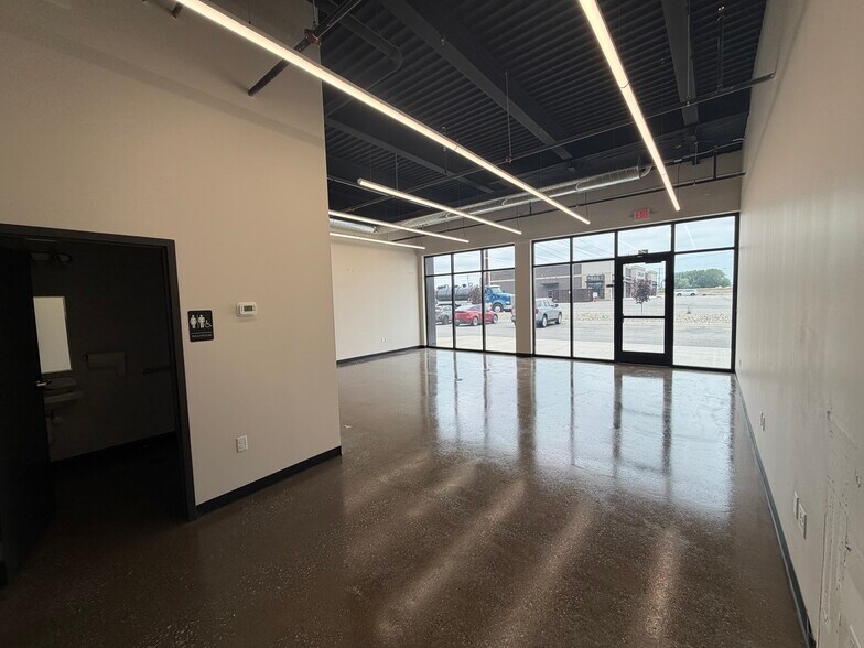 More Photos Of 10201 Calumet Ave, Dyer Apartments For Lease