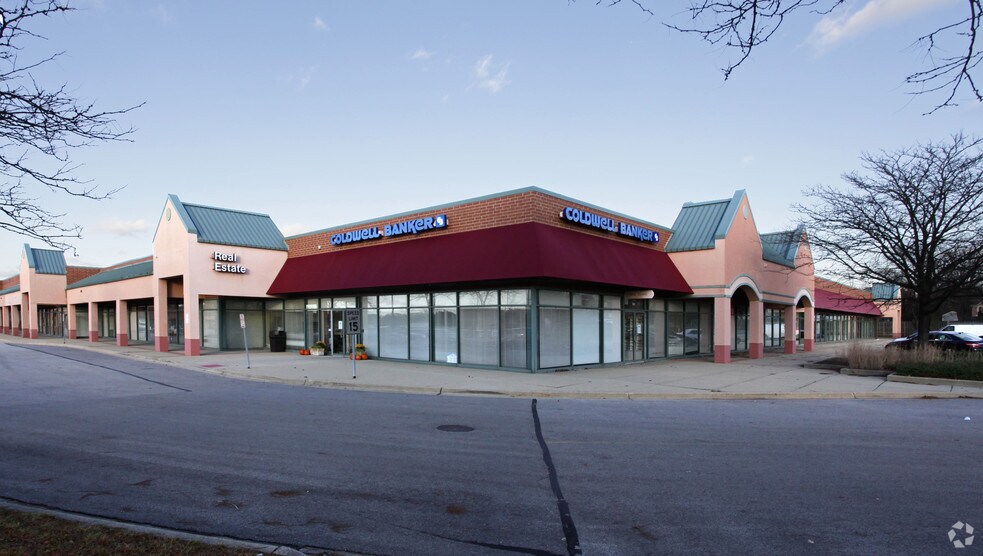 More Photos Of 600-836 E Rand Rd, Arlington Heights Unknown For Lease