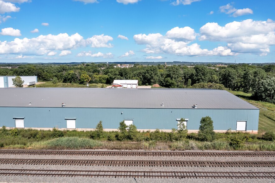 More Photos Of 122-342 Kohlman Rd, Fond Du Lac Industrial For Sale
