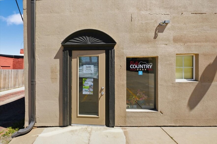 More Photos Of 600 S 4th St, Council Bluffs Office For Lease