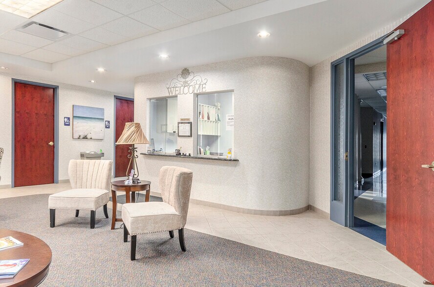 More Photos Of 9475 N Holly Rd, Grand Blanc Medical For Sale