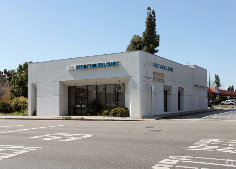 More Photos Of 5953 Atlantic Blvd, Maywood Medical For Lease