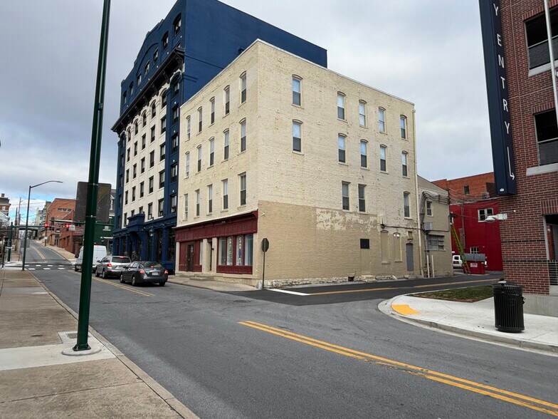 More Photos Of 62-64 W Antietam St, Hagerstown Apartments For Sale