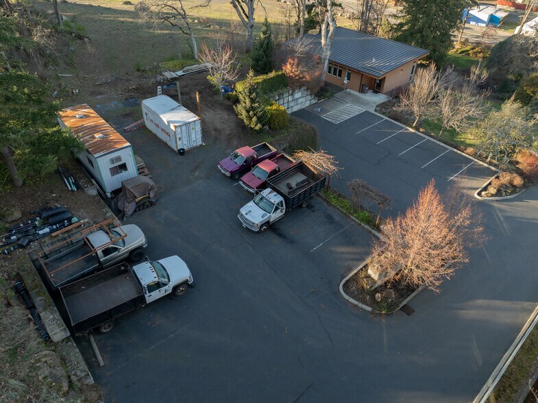 More Photos Of 3239 Cascade Ave, Hood River Office Residential For Lease