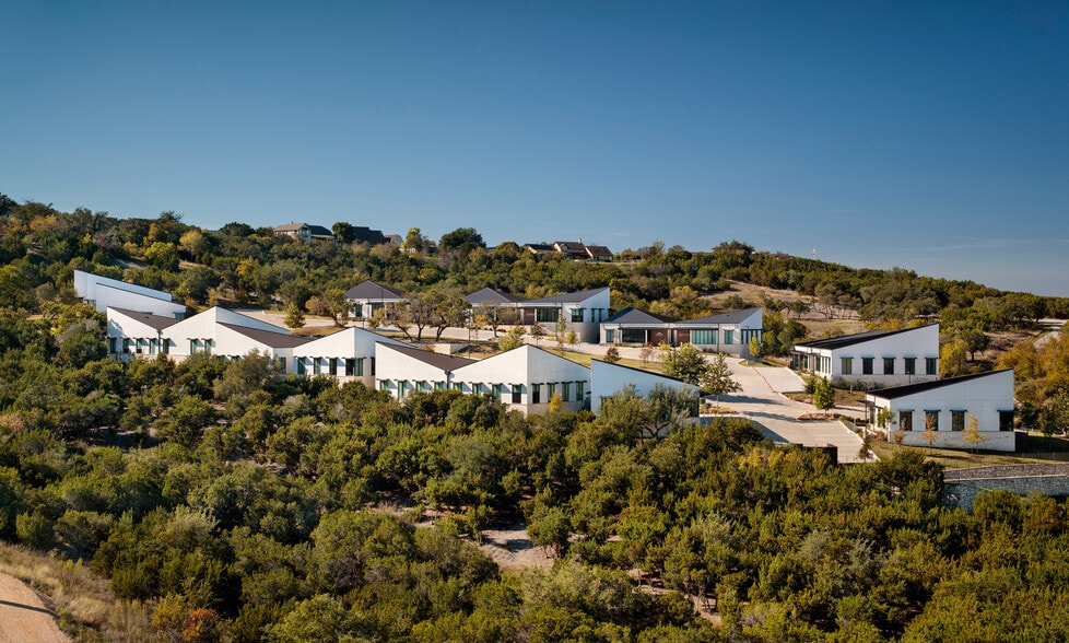 More Photos Of 3502 Wild Cherry Dr, Austin Office For Sale