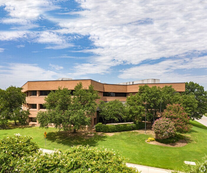 More Photos Of 1400 Corporate Dr, Irving Office For Lease