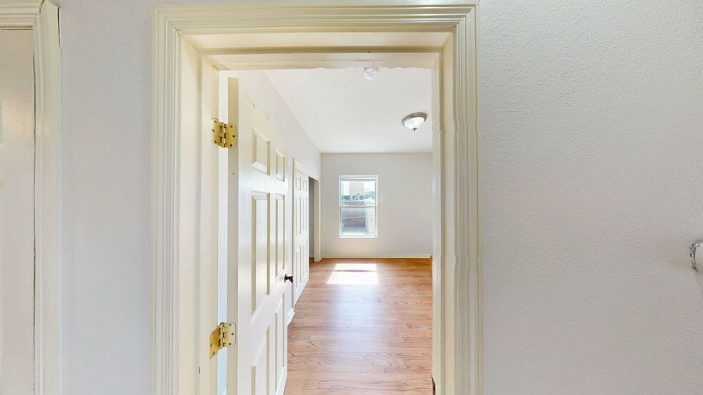 More Photos Of 1317 Park Ave, Omaha Apartments For Sale