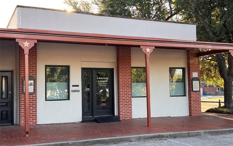 More Photos Of 189 Historic Town Sq, Lancaster Medical For Sale