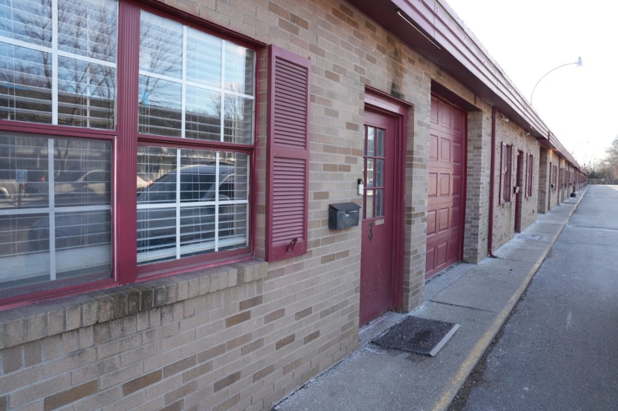 More Photos Of 5333 Secor Rd, Toledo Light Manufacturing For Lease