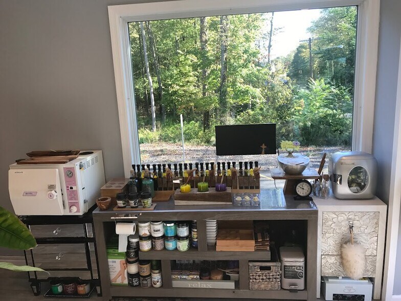 More Photos Of 652 Main Rd, Towaco Storefront Retail Office For Lease