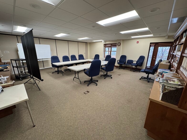 More Photos Of 230 Cherry St, Fort Collins Office For Sale