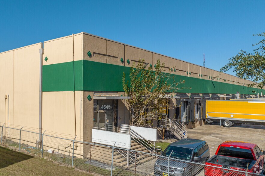 Primary Photo Of 4545 Eastpark Dr, Houston Warehouse For Lease