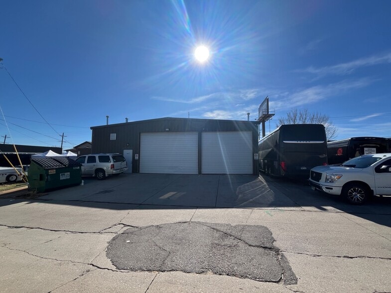 More Photos Of 2195 W Evans Ave, Denver Auto Dealership For Sale