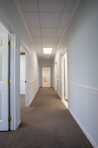 More Photos Of 3470 N Valdosta Rd, Valdosta Office For Lease