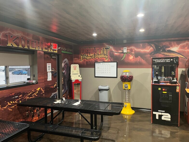 More Photos Of 2100 Mannix Dr, San Antonio Manufacturing For Sale
